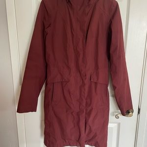 The Northface Dry Vent Burgundy Trench Coat Size Small